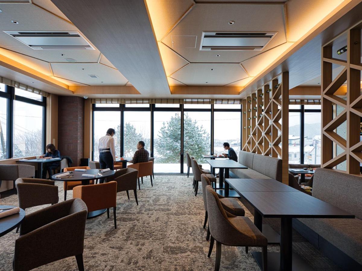 Winery Hotel And Condominium Hitohana Furano Exterior photo
