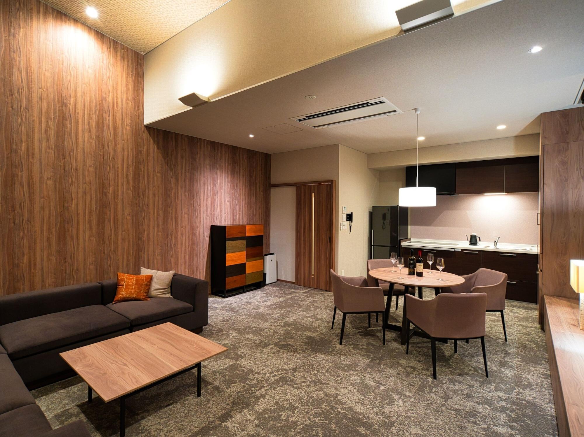 Winery Hotel And Condominium Hitohana Furano Exterior photo