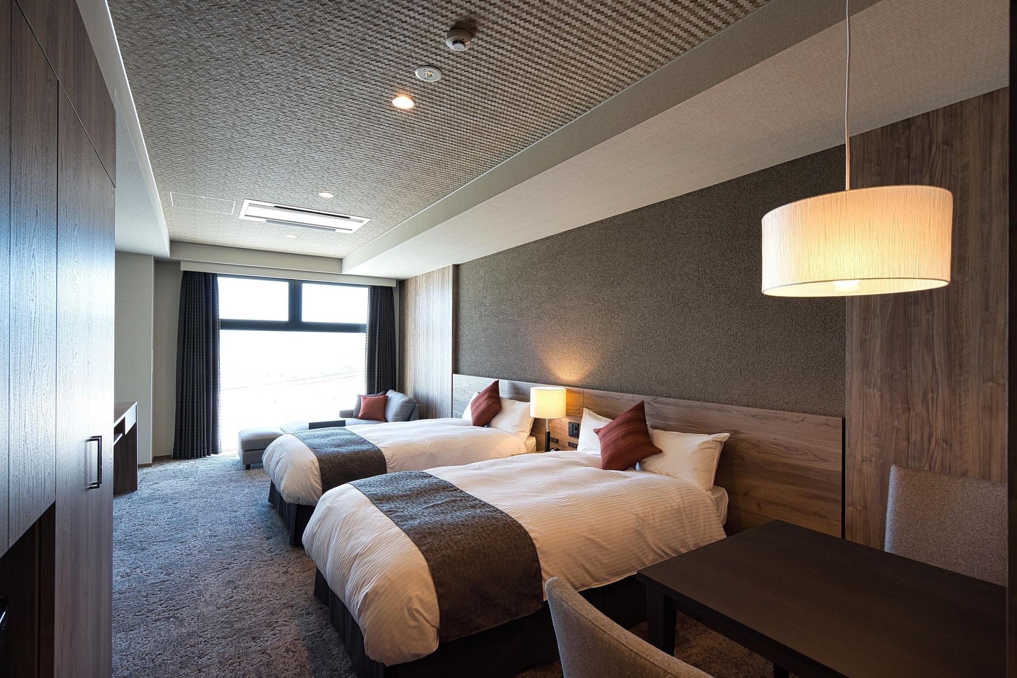 Winery Hotel And Condominium Hitohana Furano Exterior photo
