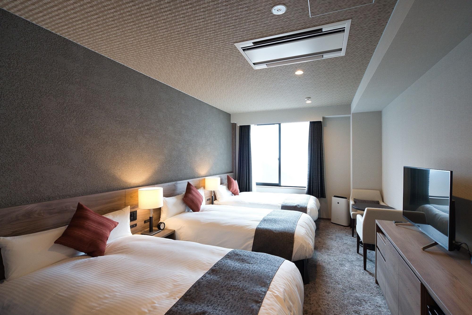 Winery Hotel And Condominium Hitohana Furano Exterior photo