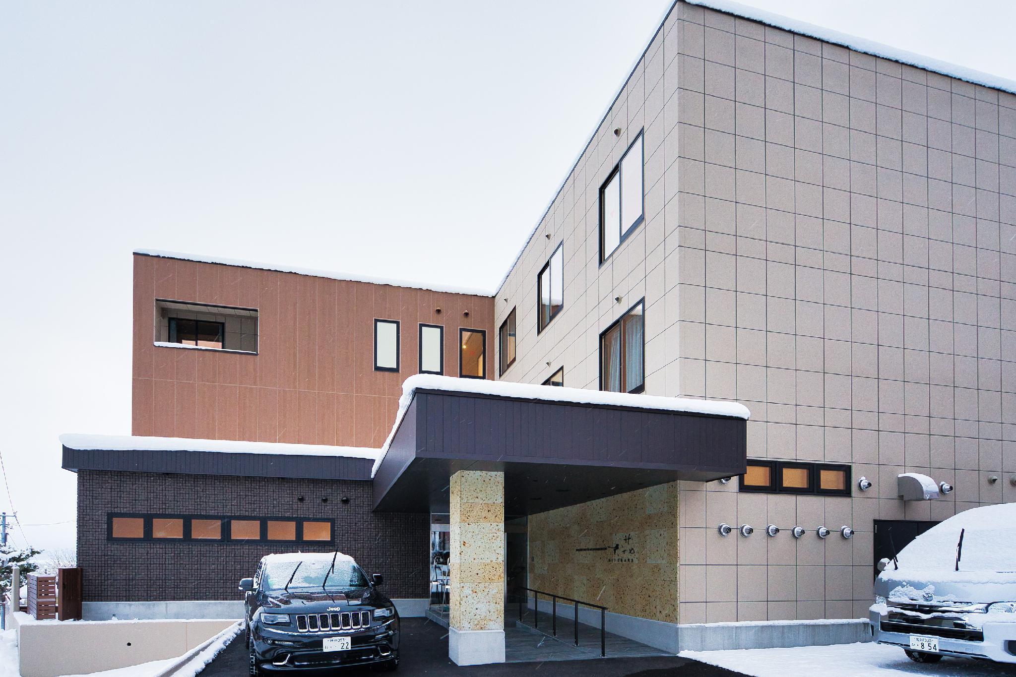 Winery Hotel And Condominium Hitohana Furano Exterior photo