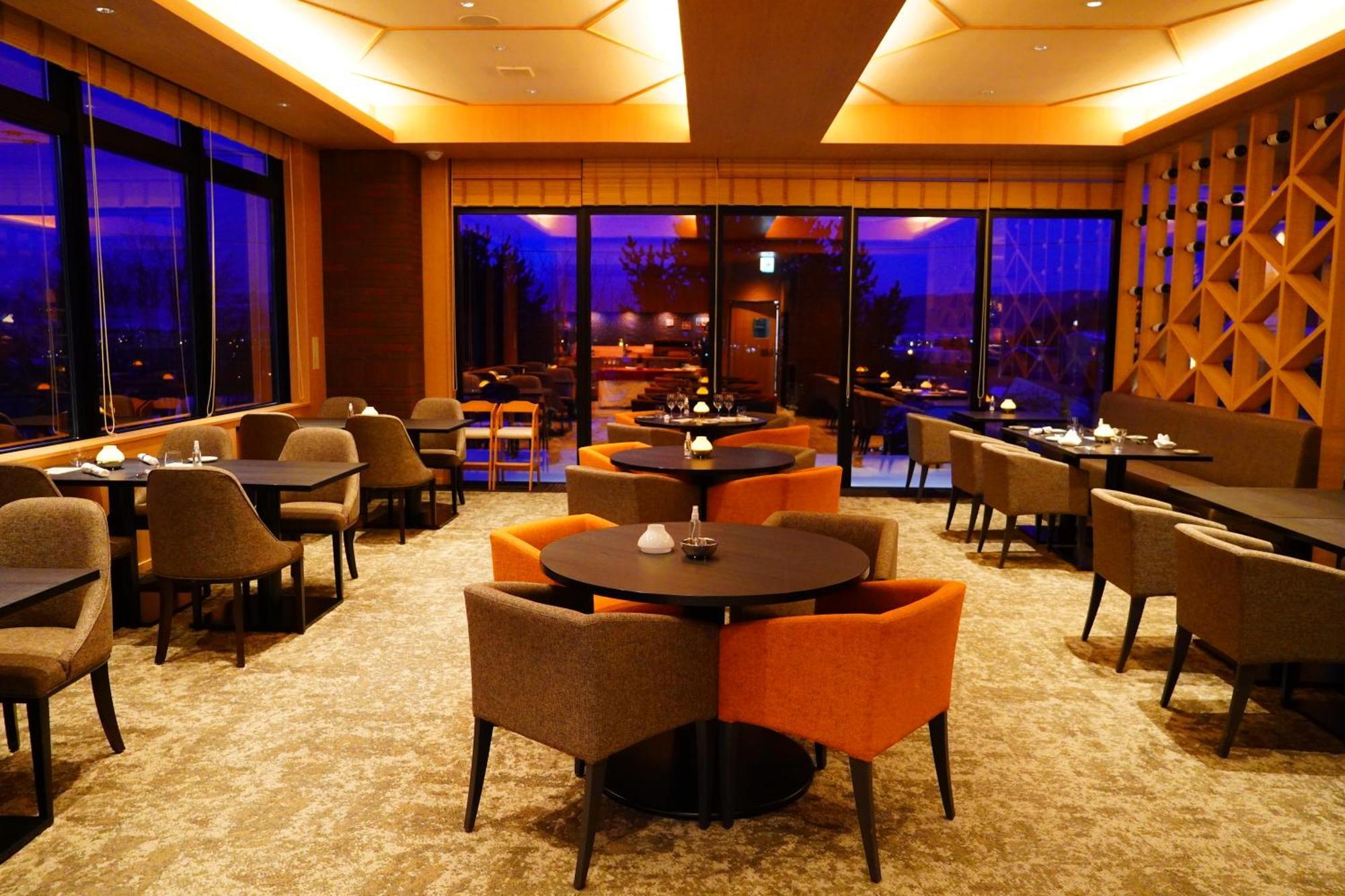 Winery Hotel And Condominium Hitohana Furano Exterior photo